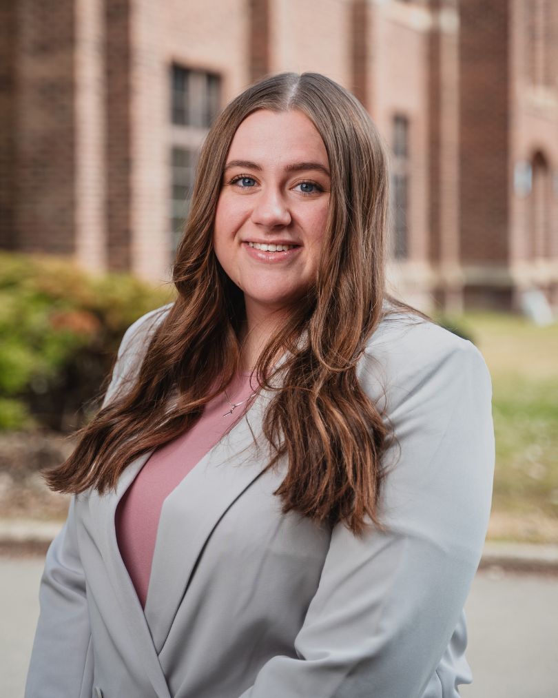 Picture of  Tamara Kerluke-Holowatuik